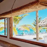 Aquamarina Hotel