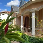 Skyport Villa