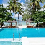 Manolo Beach Resort