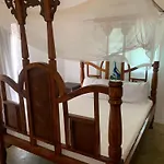 Mfumbwi Holiday Home