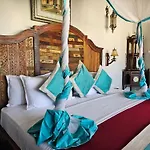 Dhow Palace Hotel