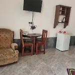 Kikuba House Airport B&B