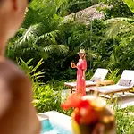 Zanzi Resort Private Paradise