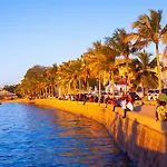 Zanzibar Town Nest Hotel