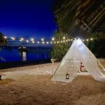 Zanzi Resort Private Paradise