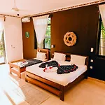 Jungle Villa Paje - Master Bedroom In Villa