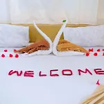 Equalia Rose Hotel