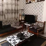 Zanzi Rentals