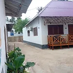 Aluna Beach Apartments