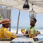 Pili Pili Luxury Orient Beach