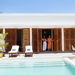 Pili Pili Luxury Orient Beach