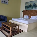 Kivulini Lodge And Restaurant