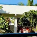 Sea Crest Hotel
