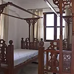 Bazi\'S House