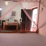 Swedzan House