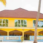 Bwejuu Beach Palm Villa