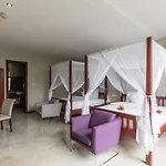 Ngalawa Hotel And Resort