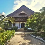 Moonshine Villa Hotel
