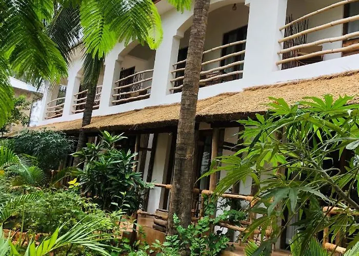 Siri Beach Lodge