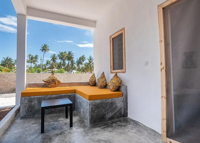 Bondeni Beach House