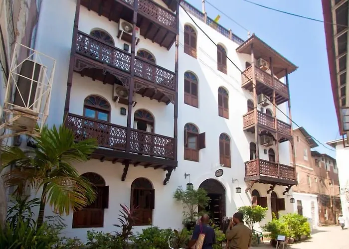 Asmini Palace Hotel