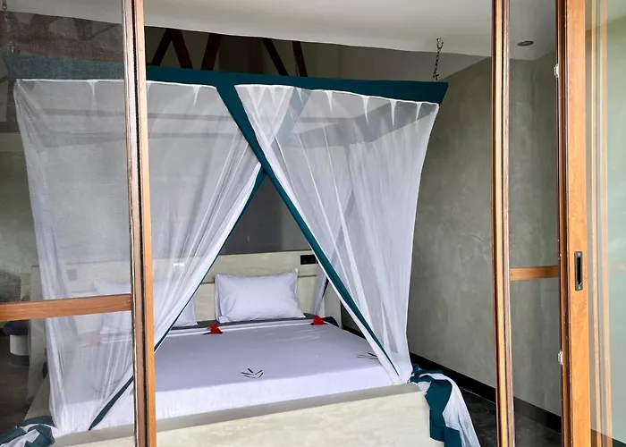 Baobab Bungalows