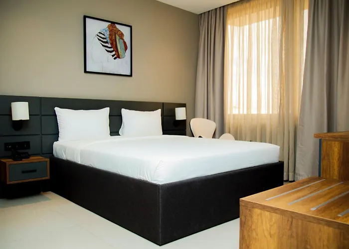 New Amaan Hotel