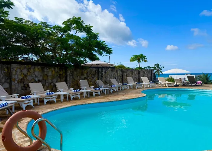 Sea Crest Hotel