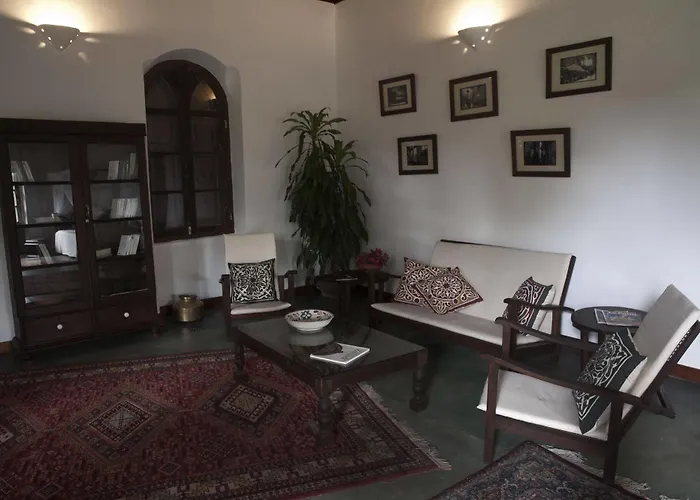 Hiliki House
