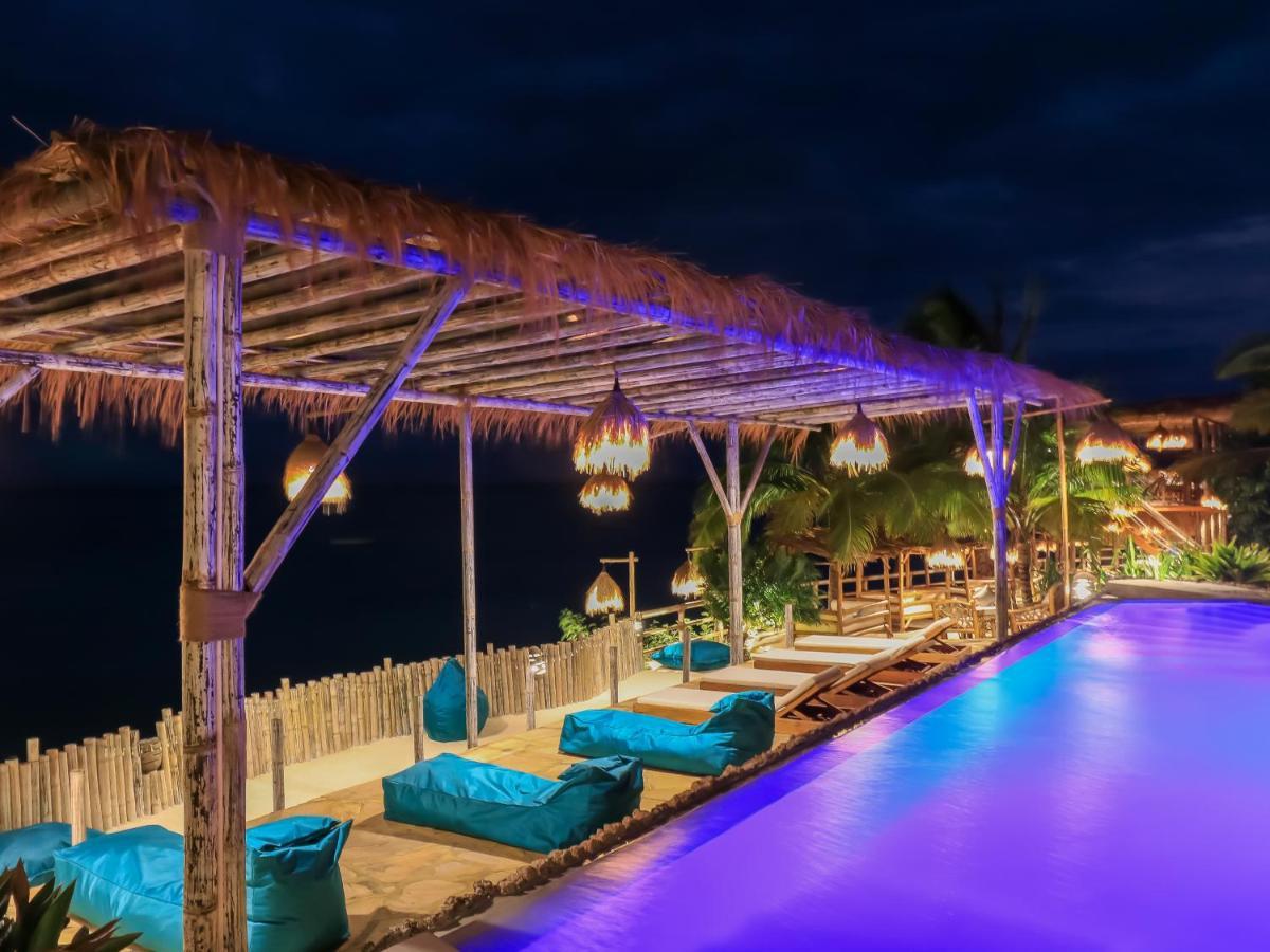 Coral Rocks & Restaurant