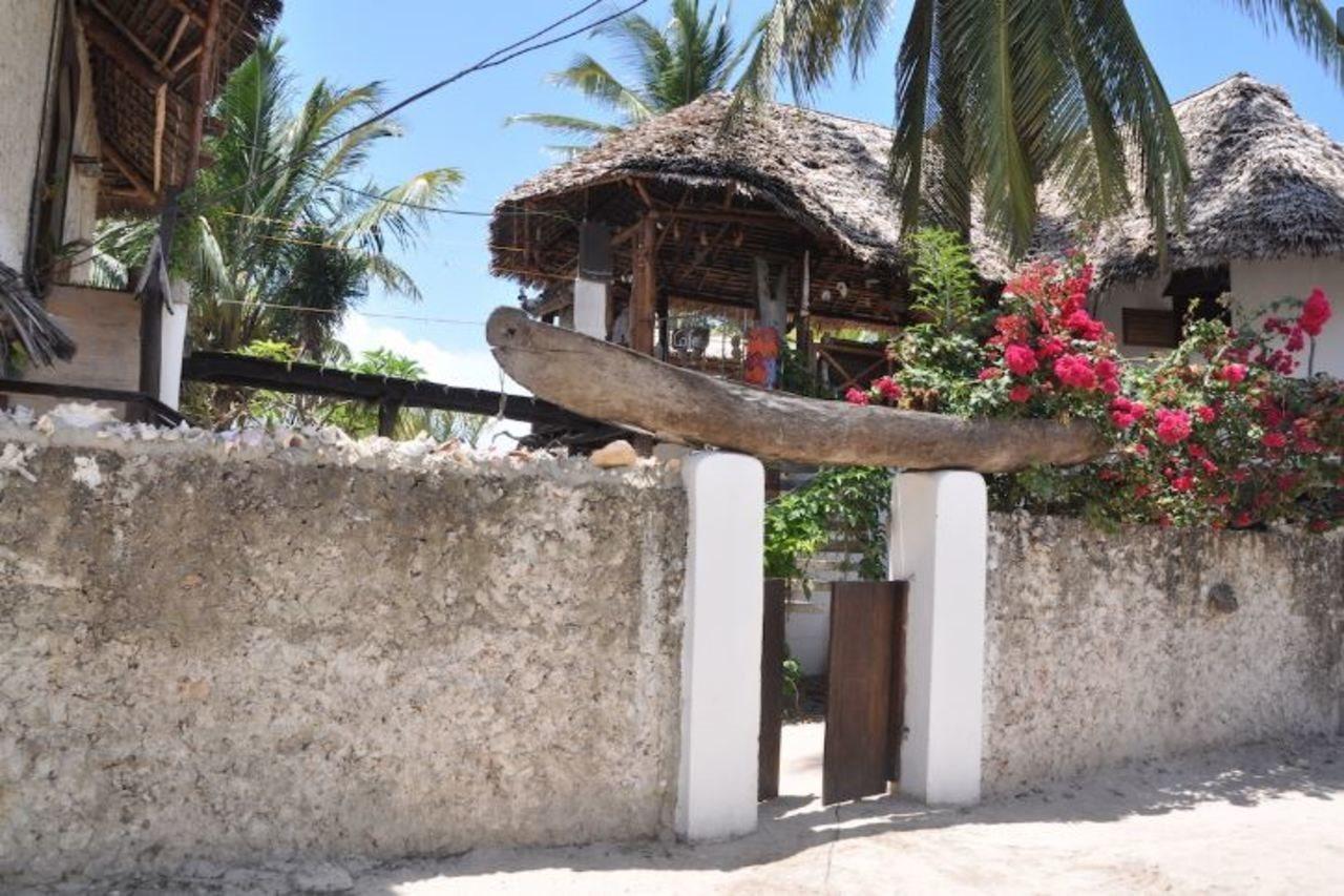 Guest house Mango House 3*