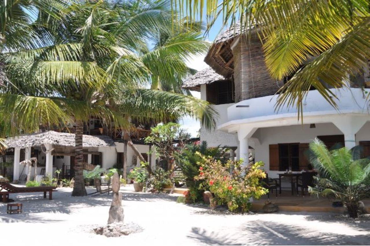 Guest house Mango House 3*