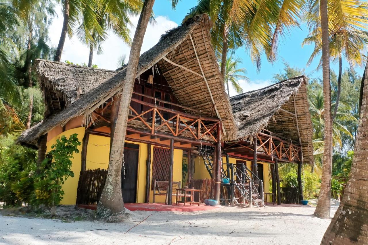Evergreen Lodge Bwejuu