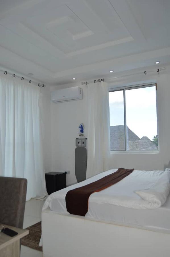 Sunseabar Kendwa