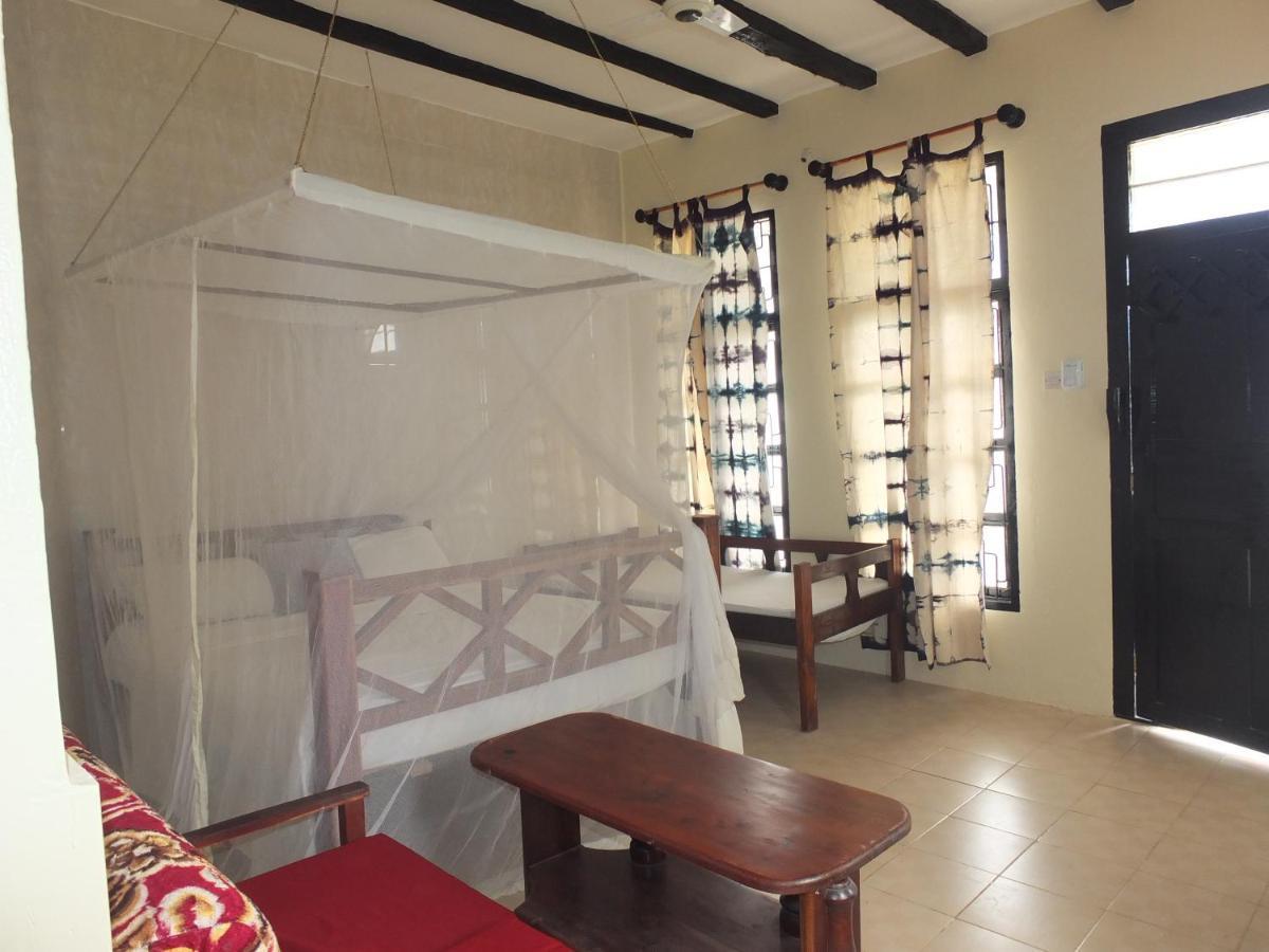 Kigwedeni Villa *