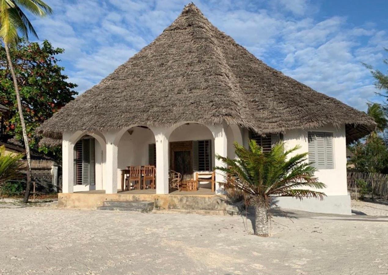 Bed & Breakfast Paradise Beach -