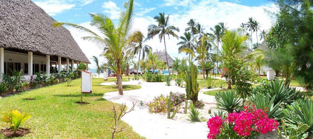 Resort Uroa Bay 4*