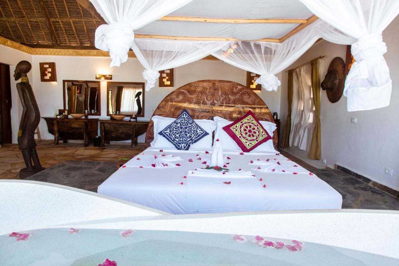 The Island - (adults Only) Pongwe