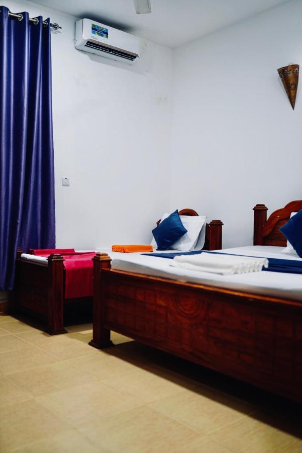 Tropicana Bed & Breakfast 3*