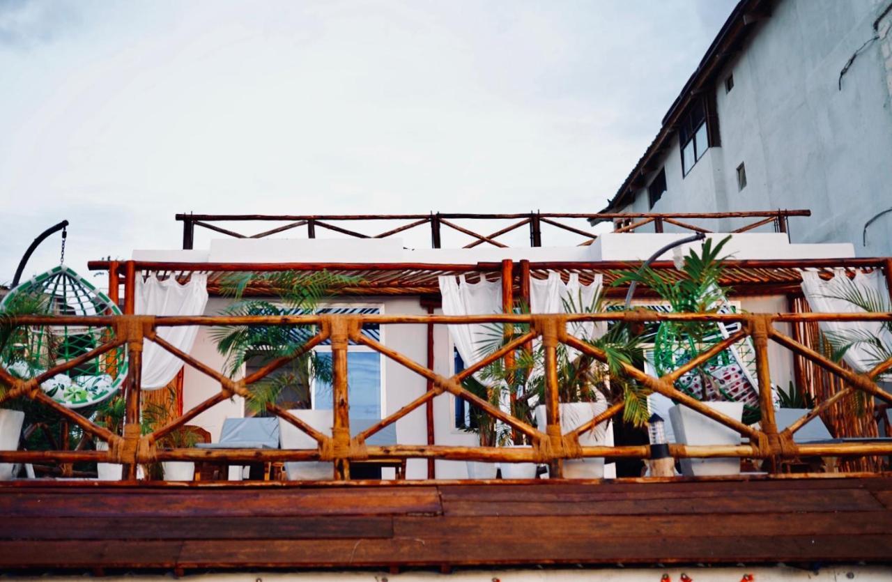 Tropicana Bed & Breakfast