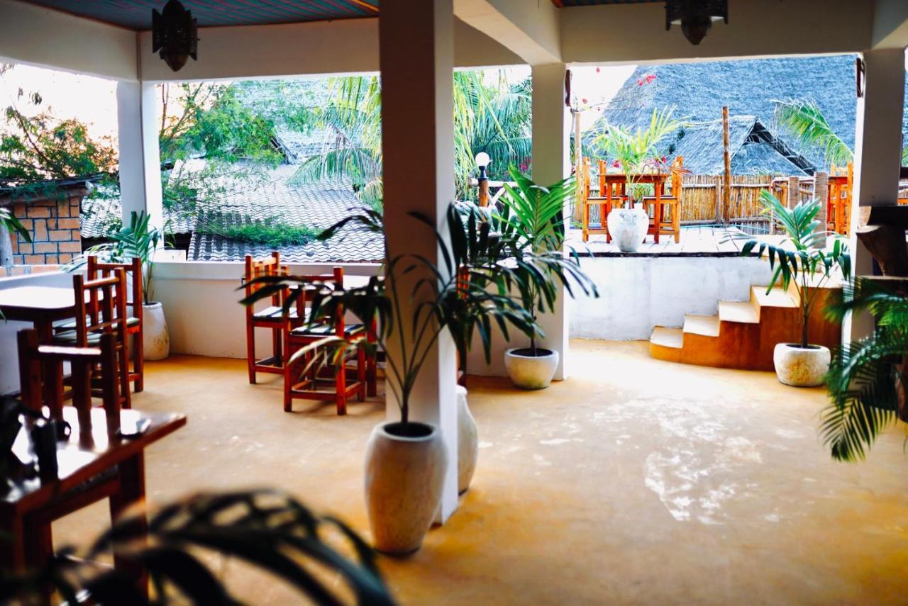Bed & Breakfast Tropicana 3*