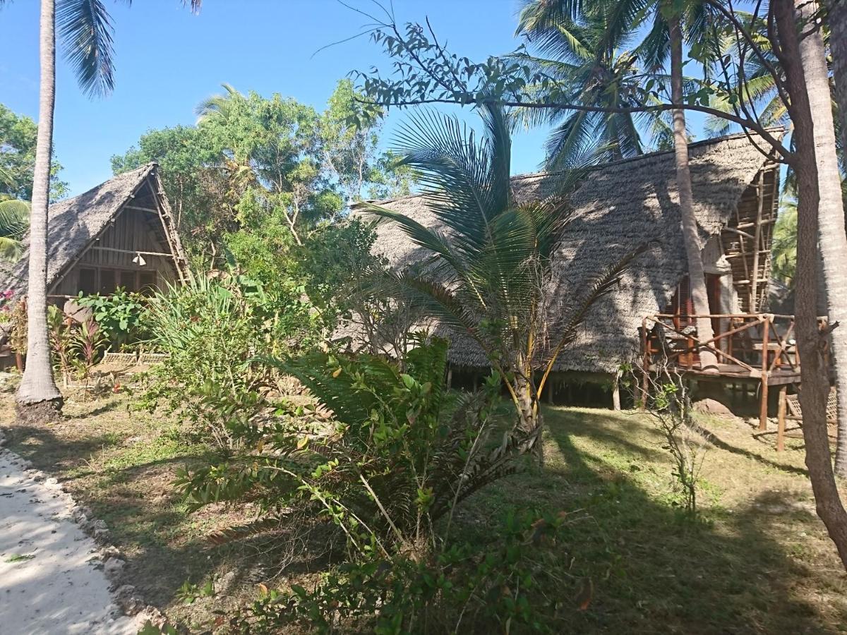 Coco Reef Hotel *