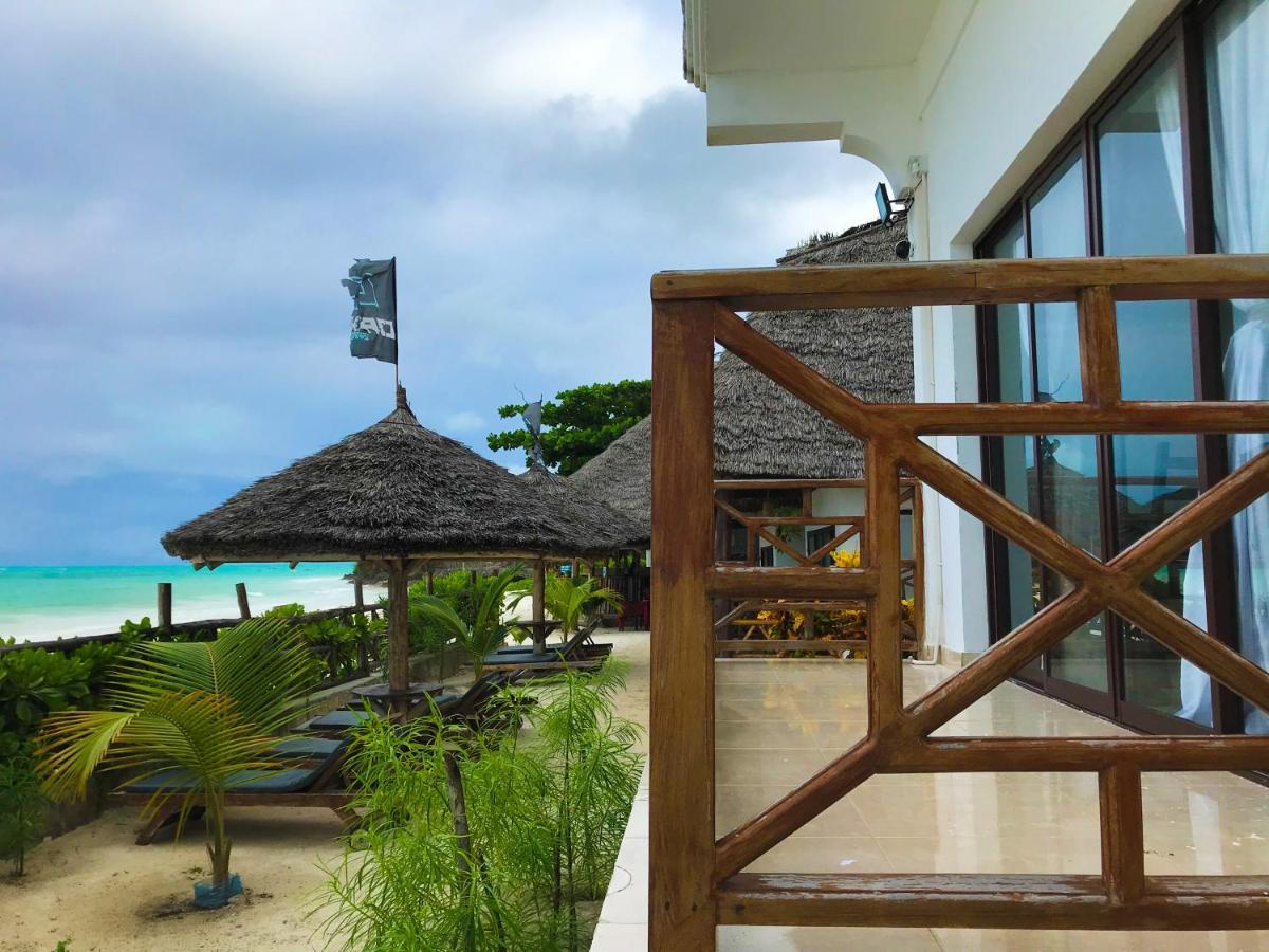 Resort Jambiani White Sands 3*