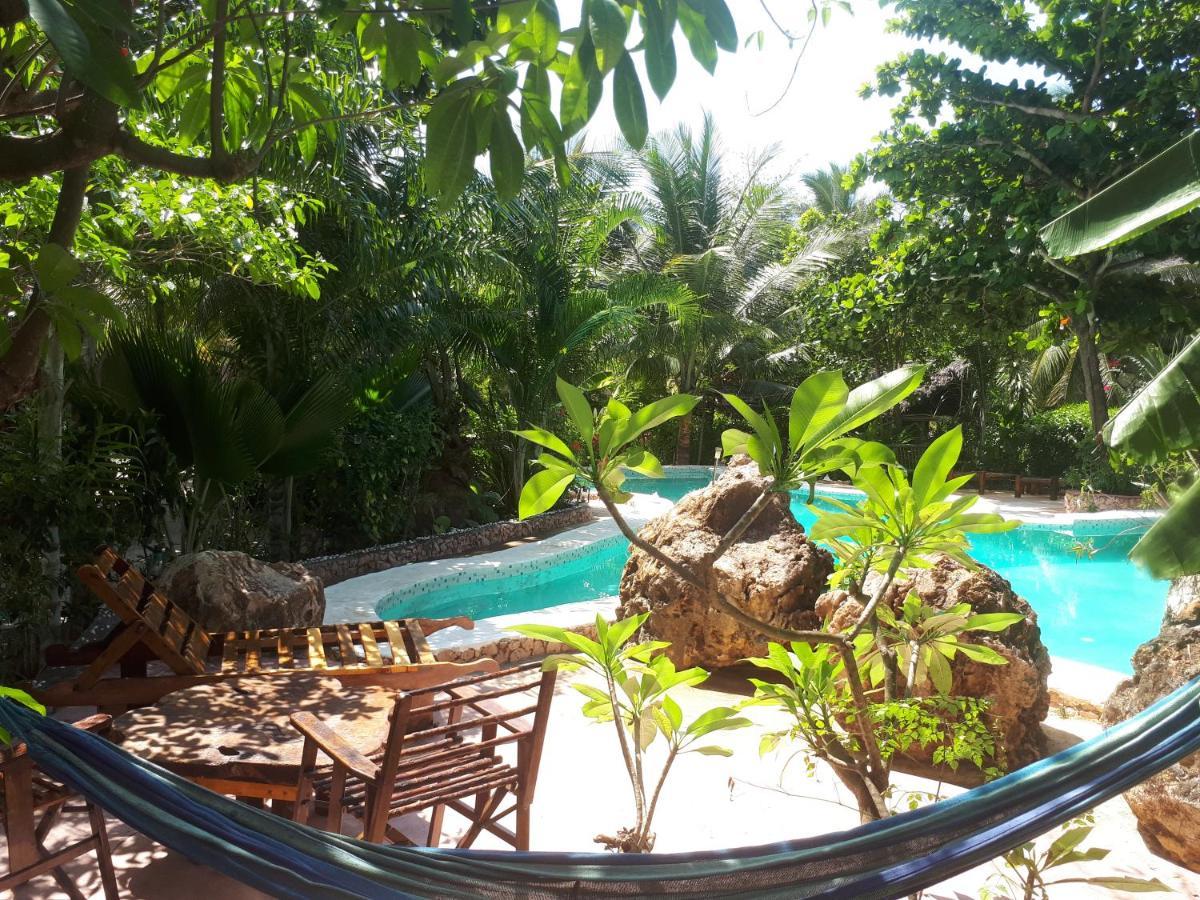 Mustapha' S Place 3* Bwejuu