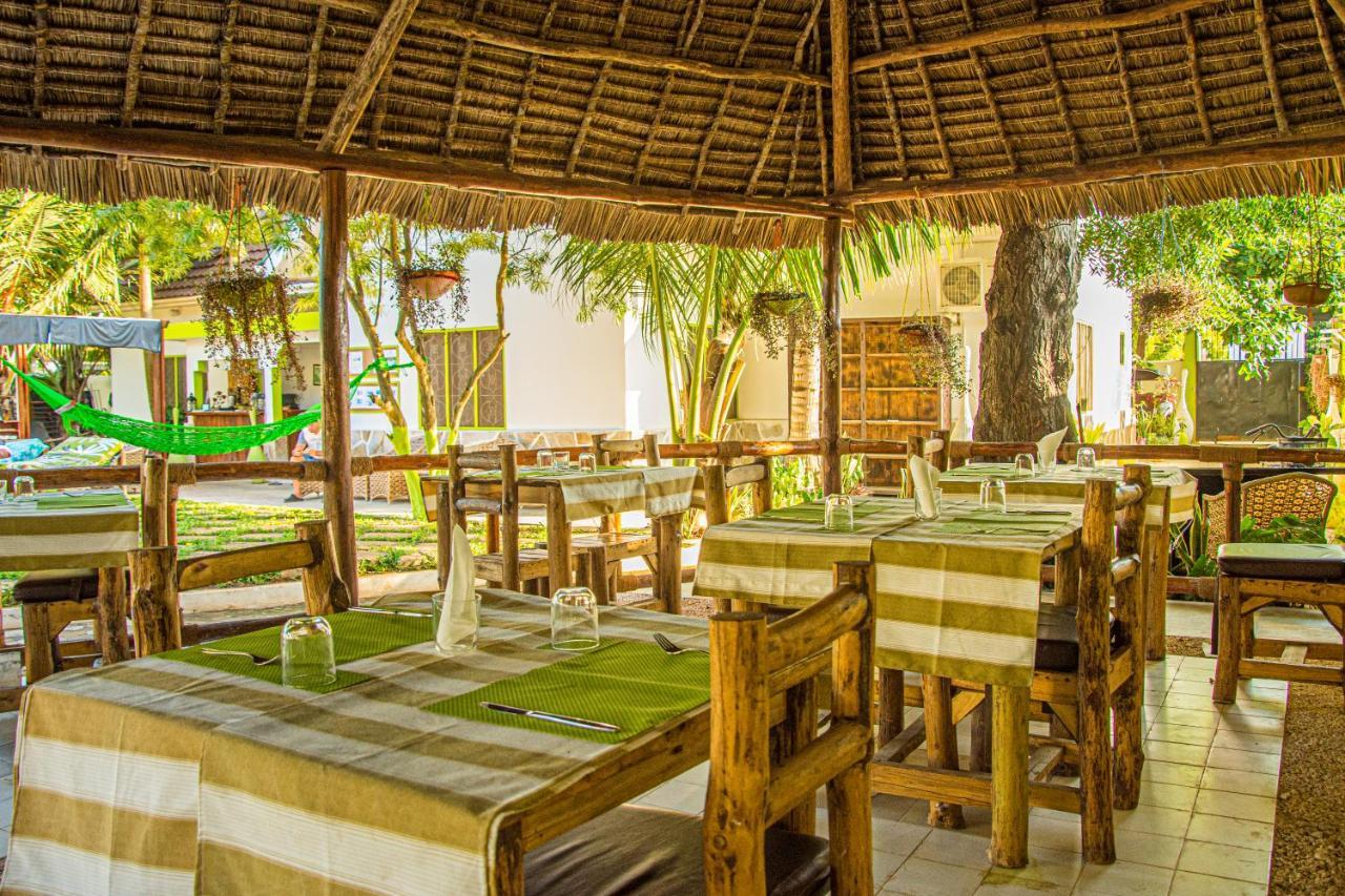 Green's Hostel