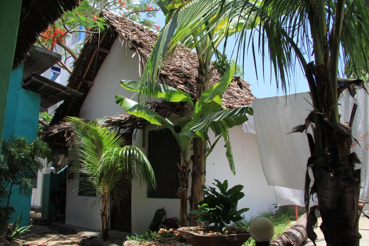 Homeland Swahili Backpacker Budget Guest house *