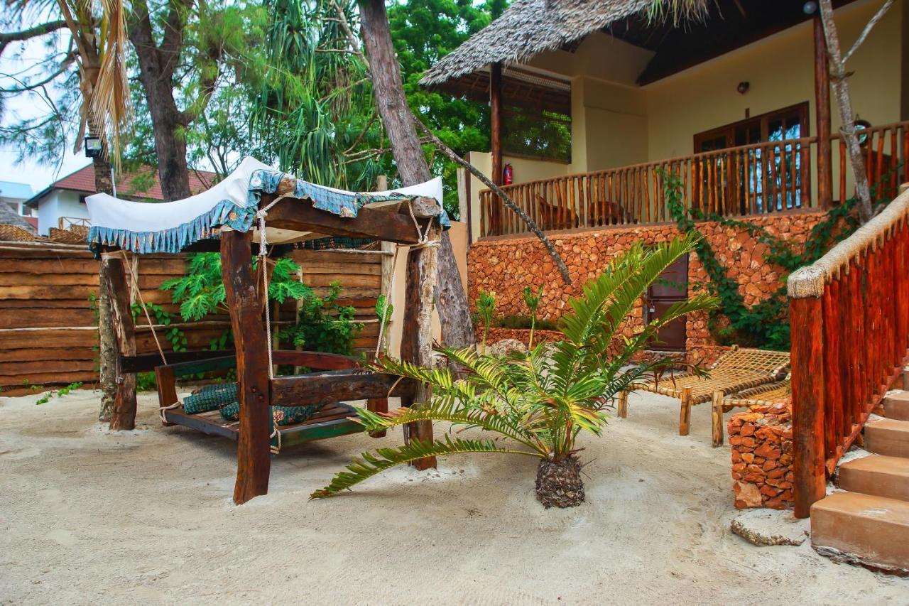 Royal Palm Beach Bed & Breakfast
