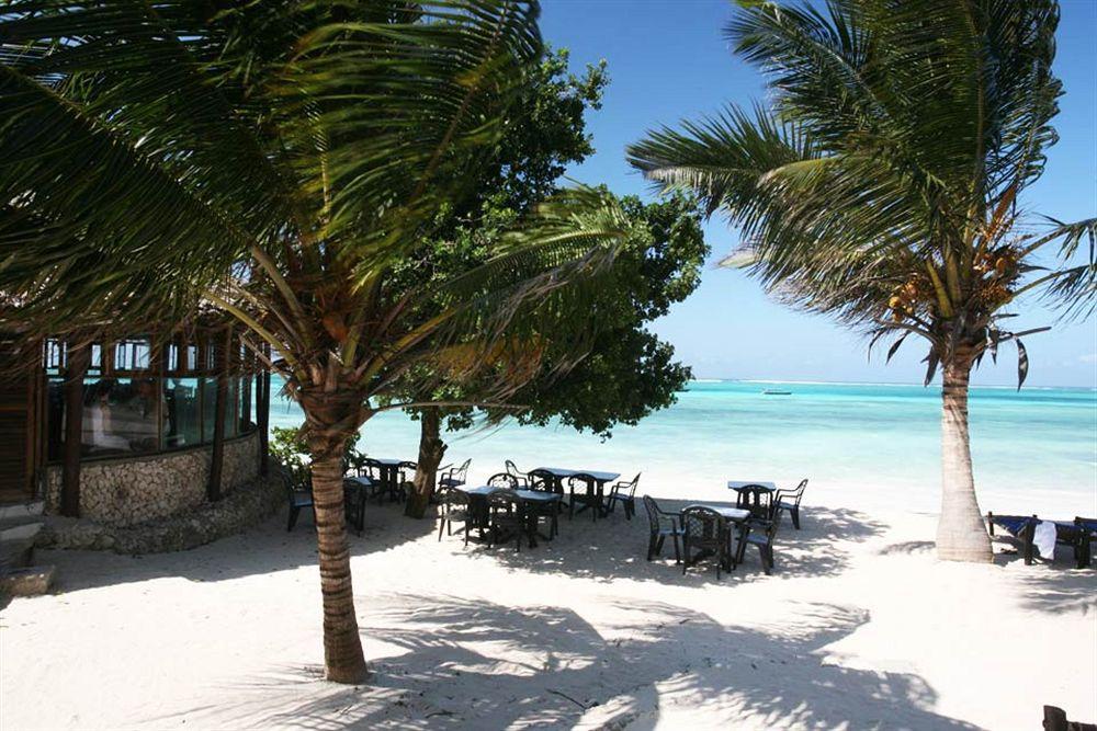 Hotel Karafuu