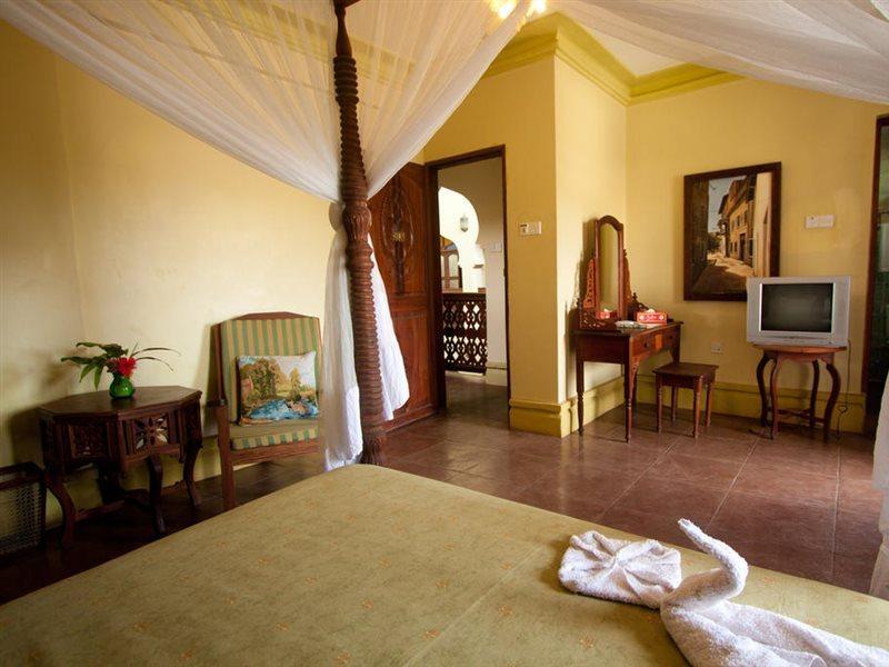 Asmini Palace Hotel 3*