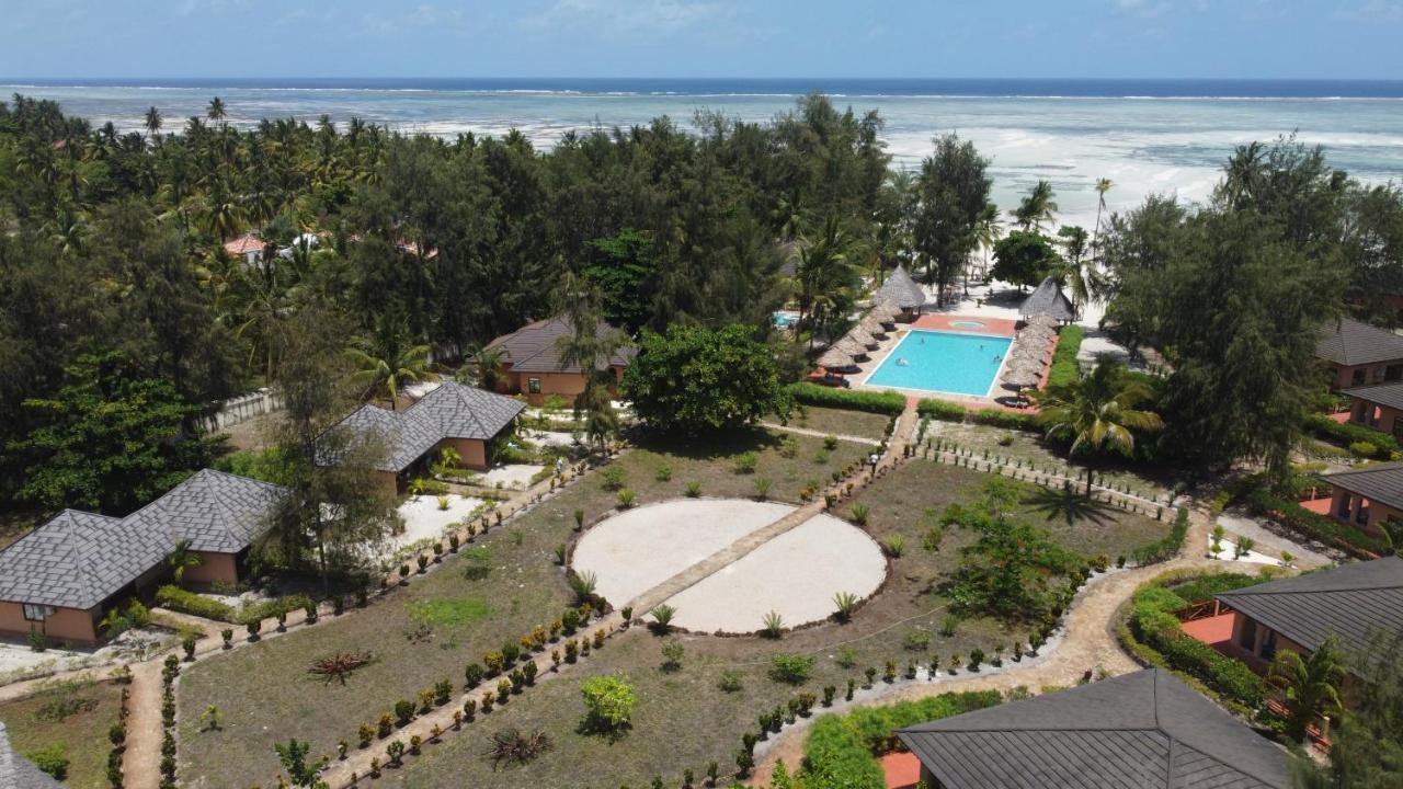 Vrclub Palms Hotel Paje